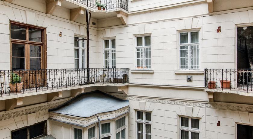 Sara'S Apartment Будапеща Стая снимка